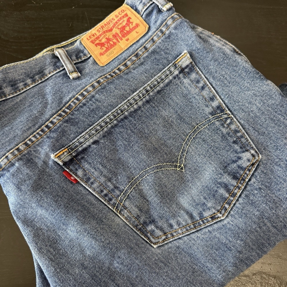 Levis 560 Jeans Mens 48x30 Loose Comfort Fit Tapered Blue Denim Red Tab